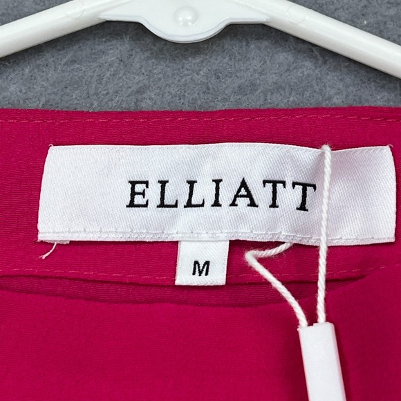 NEW Elliatt Fever Dress Women's Medium Fuchsia Hot Pink Button Short Sleeve - Picture 2 of 9